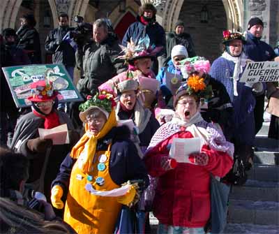 Manifestation pour la paix en Irak  Montral, Qubec, le 15 fvrier 2003. Photo: Jacques Sabourin